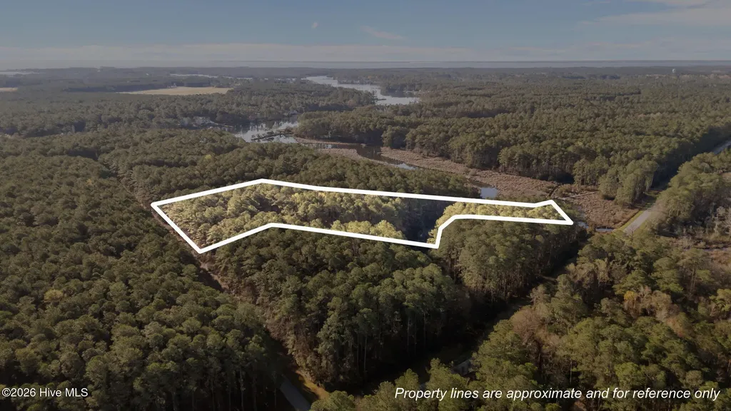 122 Headwaters Drive Oriental NC 28571
