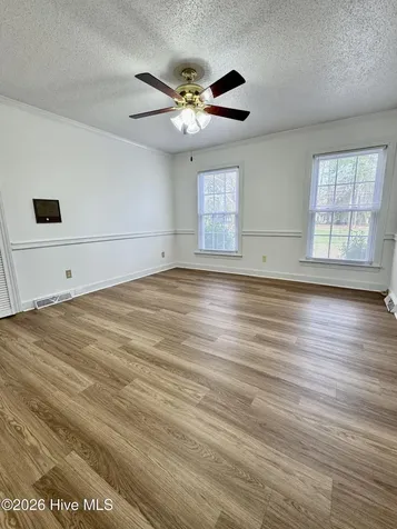 2112 Leon Drive Greenville NC 27858