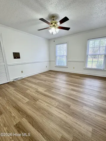 2112 Leon Drive Greenville NC 27858