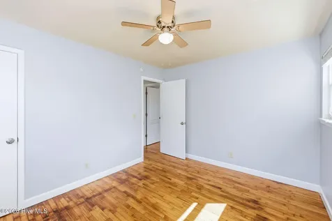 5017 Ilex Drive Wilmington NC 28412