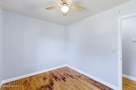5017 Ilex Drive Wilmington NC 28412
