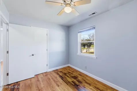 5017 Ilex Drive Wilmington NC 28412