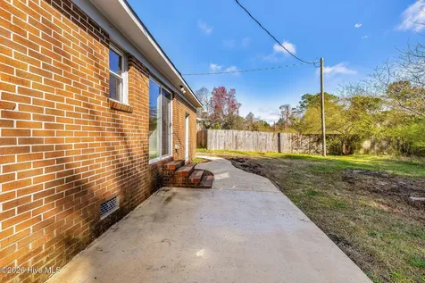 5017 Ilex Drive Wilmington NC 28412