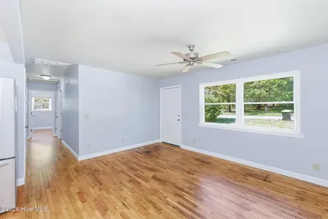 5017 Ilex Drive Wilmington NC 28412