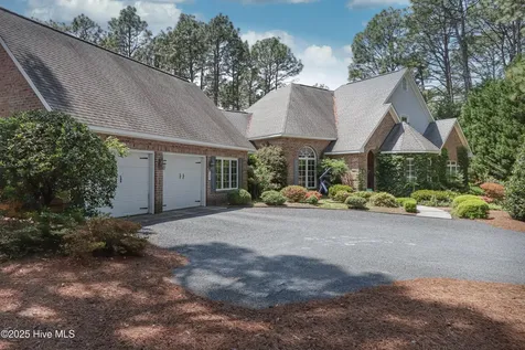 127 Sakonnet Trail Pinehurst NC 28374