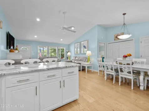 113 Sea Gull Road Emerald Isle NC 28594