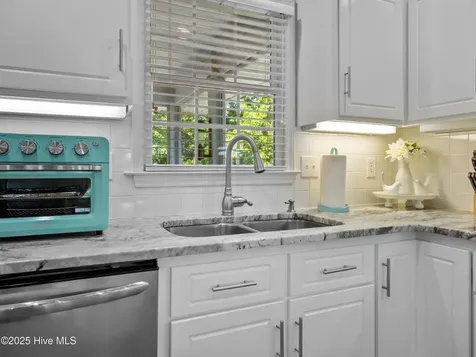 113 Sea Gull Road Emerald Isle NC 28594