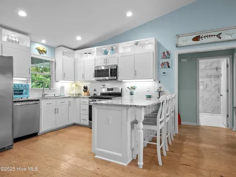 113 Sea Gull Road Emerald Isle NC 28594