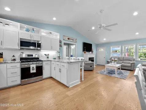 113 Sea Gull Road Emerald Isle NC 28594