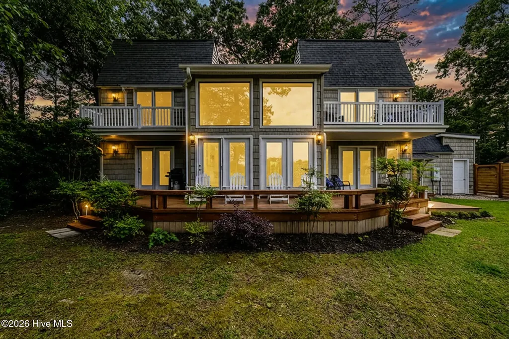 302 Plantation Drive New Bern NC 28562