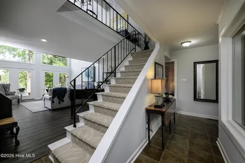 302 Plantation Drive New Bern NC 28562