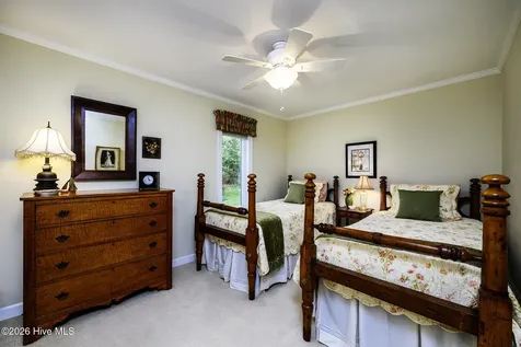 302 Plantation Drive New Bern NC 28562