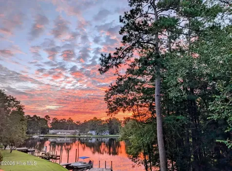 302 Plantation Drive New Bern NC 28562