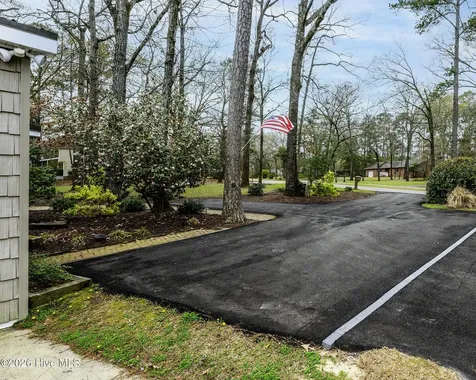302 Plantation Drive New Bern NC 28562