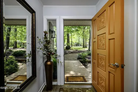 302 Plantation Drive New Bern NC 28562