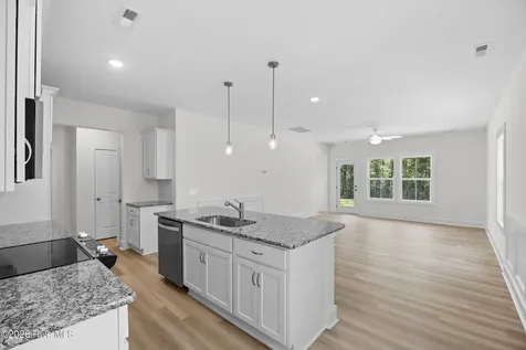 3129 Weather Side Drive SE Southport NC 28461