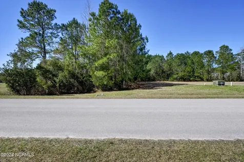 246 Kings Creek Crossing Holly Ridge NC 28445