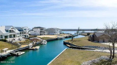 123 Seafaring Lane Hampstead NC 28443