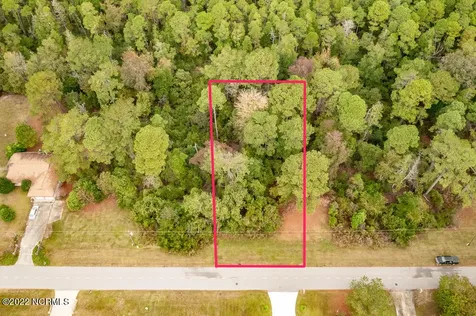 2000 Caracara Drive New Bern NC 28560