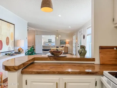 1676 Kings Landing Road Hampstead NC 28443