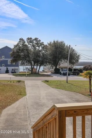 1676 Kings Landing Road Hampstead NC 28443