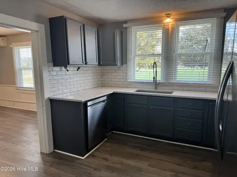 2912 W Nc Highway 55 Mount Olive NC 28365