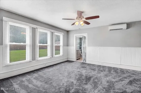 2912 W Nc Highway 55 Mount Olive NC 28365