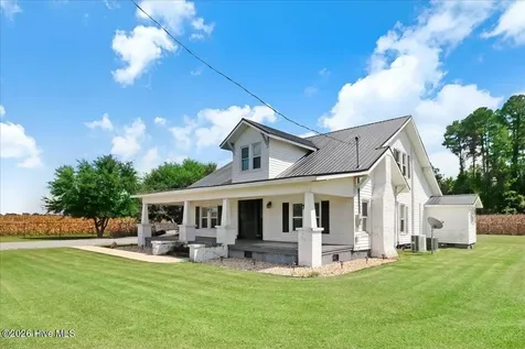 2912 W Nc Highway 55 Mount Olive NC 28365