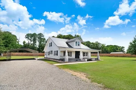 2912 W Nc Highway 55 Mount Olive NC 28365