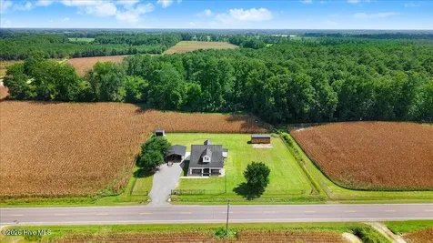 2912 W Nc Highway 55 Mount Olive NC 28365