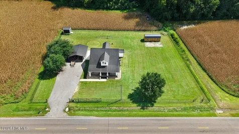 2912 W Nc Highway 55 Mount Olive NC 28365