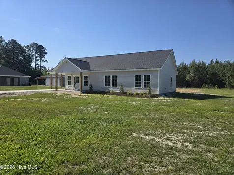 2573 Grifton Hugo Road Hookerton NC 28538