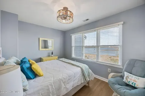 9 Bermuda Landing Place North Topsail Beach NC 28460