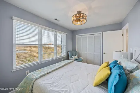 9 Bermuda Landing Place North Topsail Beach NC 28460