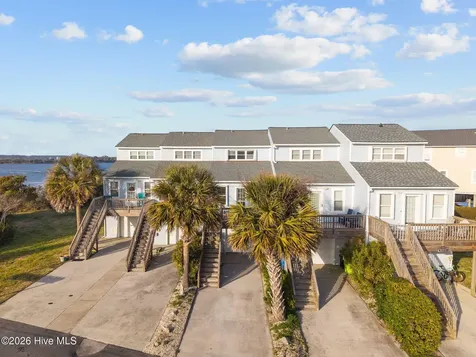 9 Bermuda Landing Place North Topsail Beach NC 28460