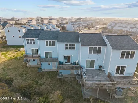 9 Bermuda Landing Place North Topsail Beach NC 28460