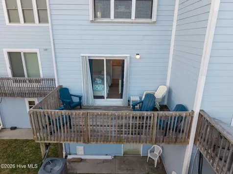9 Bermuda Landing Place North Topsail Beach NC 28460