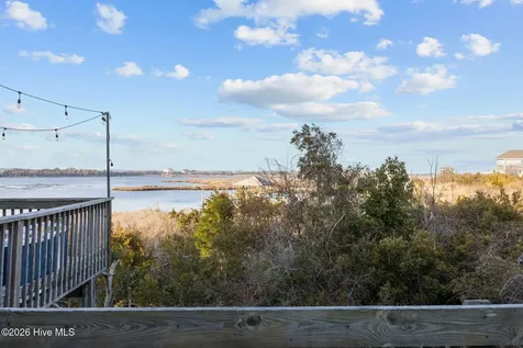 9 Bermuda Landing Place North Topsail Beach NC 28460