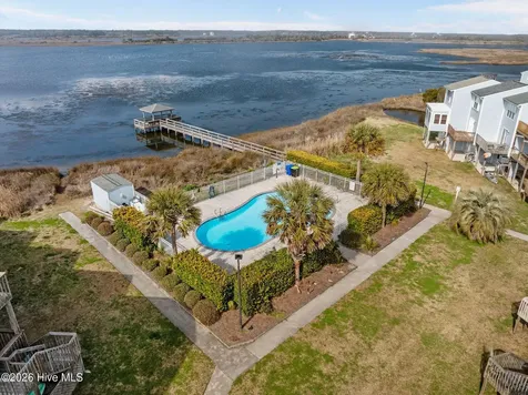 9 Bermuda Landing Place North Topsail Beach NC 28460