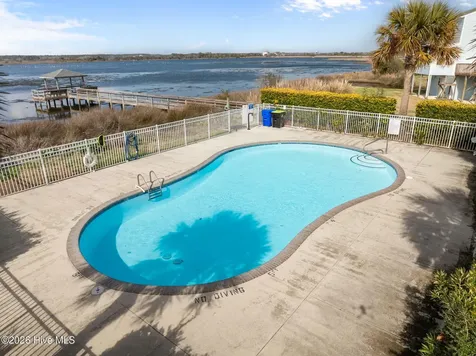 9 Bermuda Landing Place North Topsail Beach NC 28460