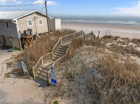 9 Bermuda Landing Place North Topsail Beach NC 28460