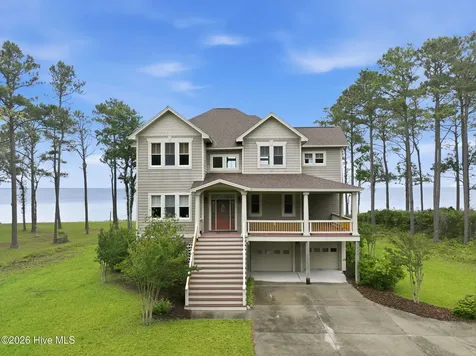 486 Sandy Point Drive Beaufort NC 28516