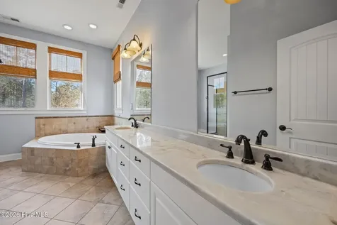 486 Sandy Point Drive Beaufort NC 28516