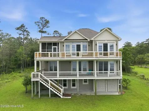 486 Sandy Point Drive Beaufort NC 28516