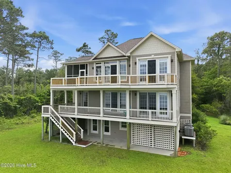 486 Sandy Point Drive Beaufort NC 28516