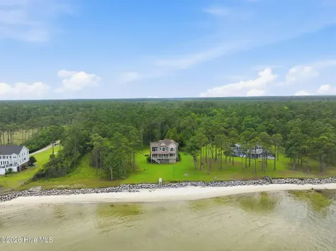 486 Sandy Point Drive Beaufort NC 28516
