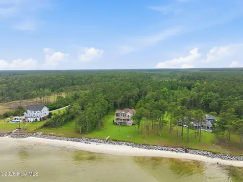 486 Sandy Point Drive Beaufort NC 28516