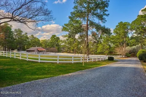 230 Old Dewberry Lane Southern Pines NC 28387