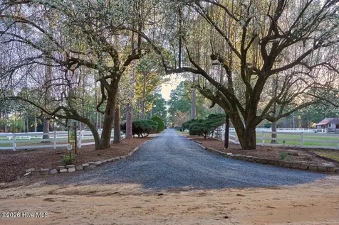 230 Old Dewberry Lane Southern Pines NC 28387