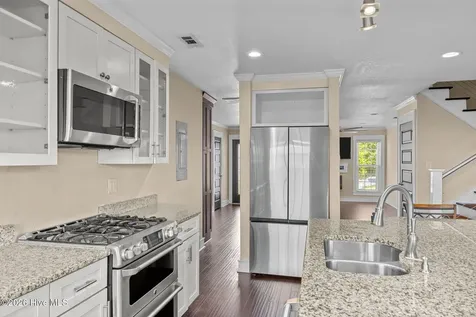 8711 Plantation Drive Emerald Isle NC 28594